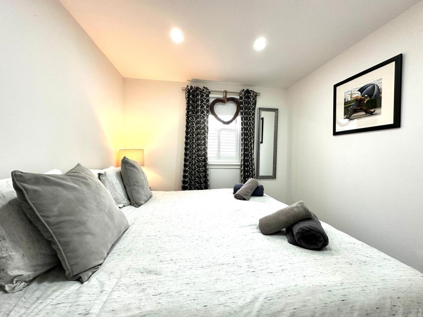 Ferienwohnung Fifty Five On Gilmour Street Eaglesham Exterior foto